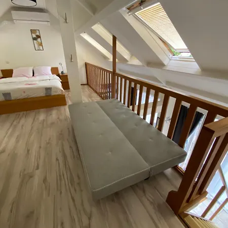 Appartement Lijnden Lijnden